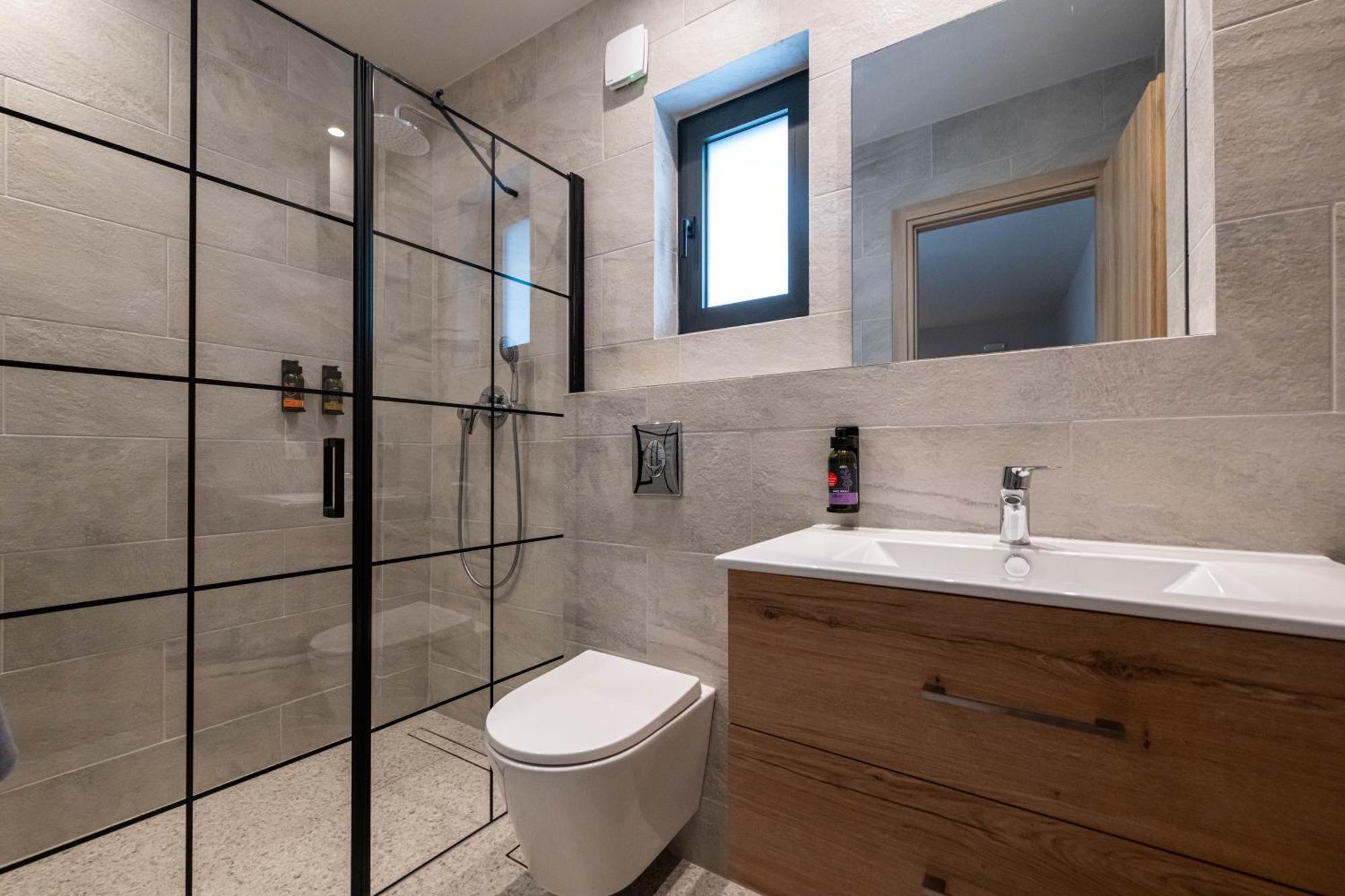 Asklipiou Cube - Kalamata Mediterranean Suites Экстерьер фото