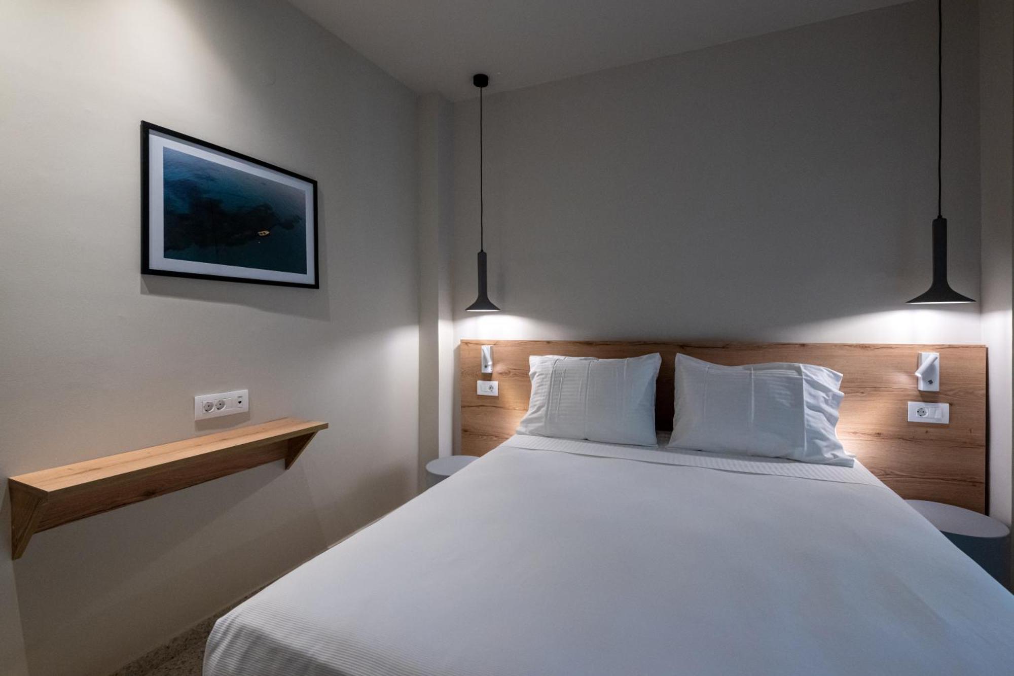 Asklipiou Cube - Kalamata Mediterranean Suites Экстерьер фото