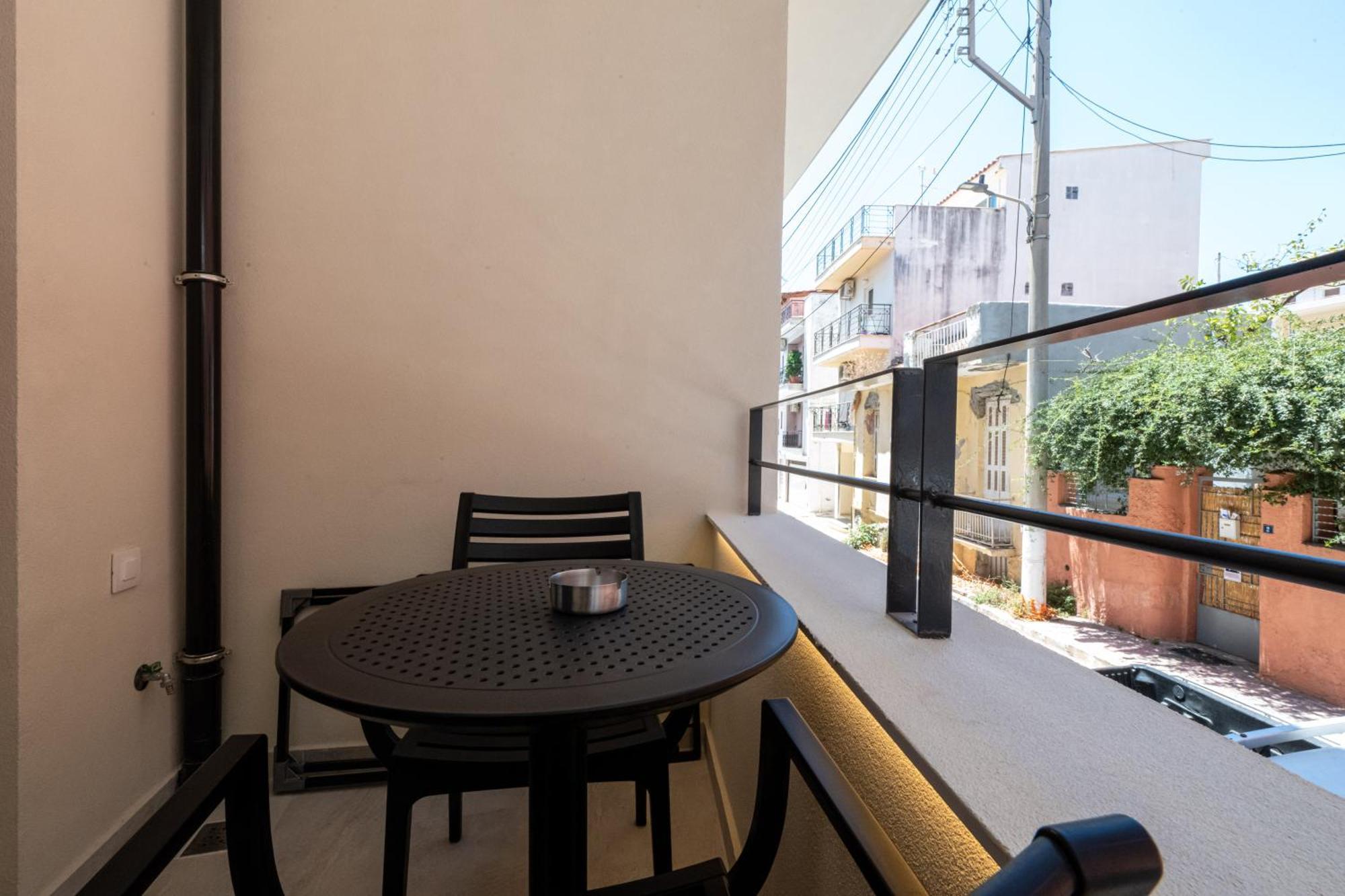 Asklipiou Cube - Kalamata Mediterranean Suites Экстерьер фото