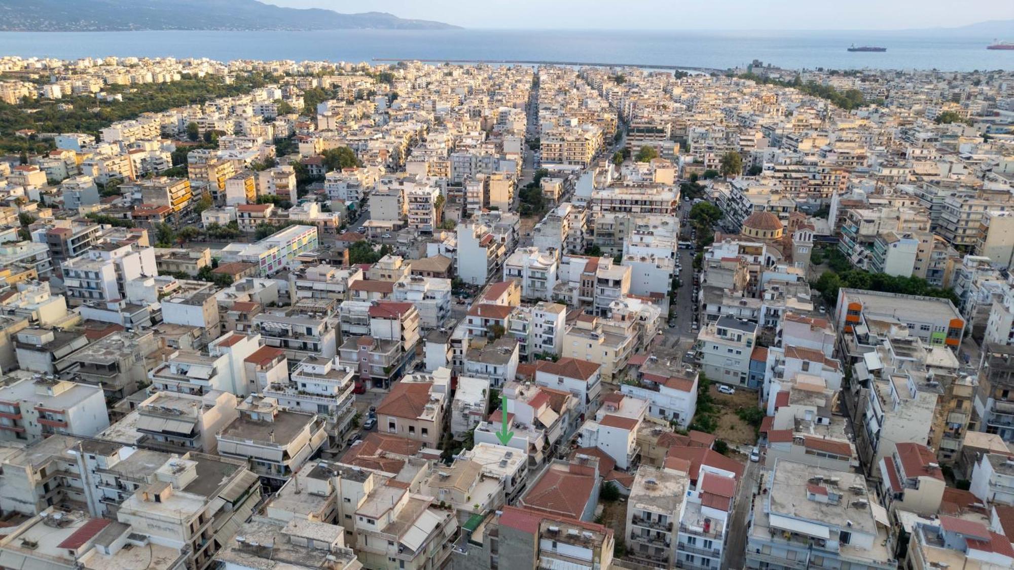 Asklipiou Cube - Kalamata Mediterranean Suites Экстерьер фото