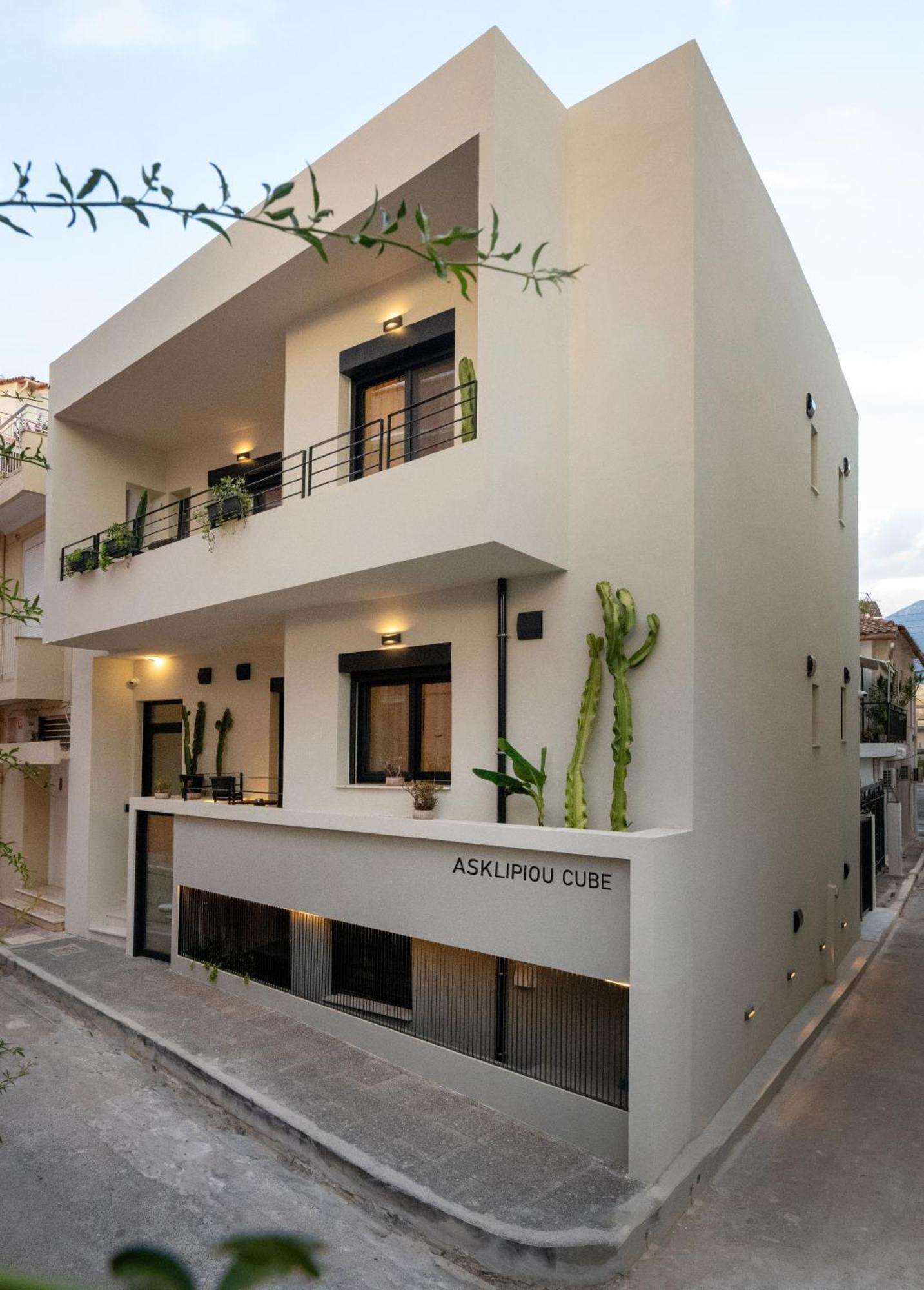 Asklipiou Cube - Kalamata Mediterranean Suites Экстерьер фото